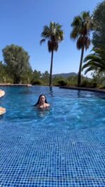 Sexy Demi Rose – naked…sexy…in….poollll 8
